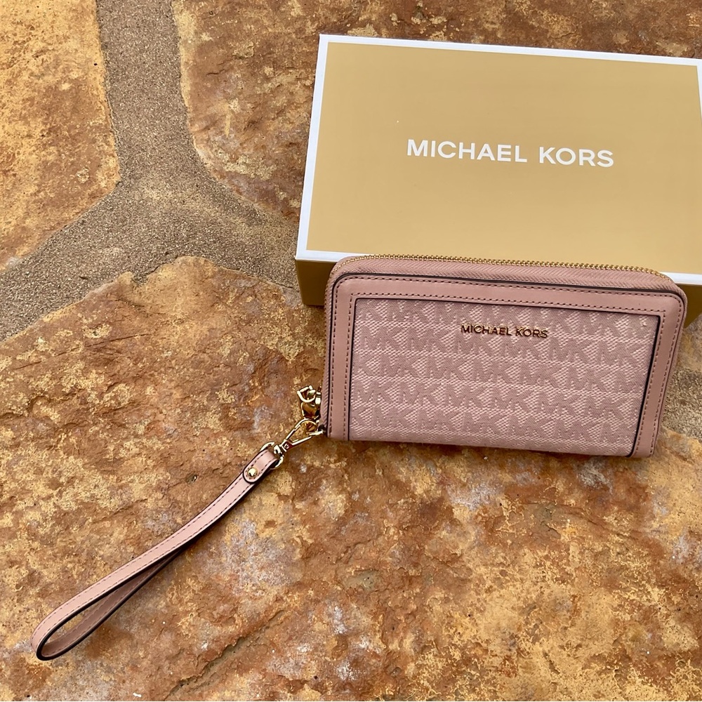 Michael Kors Blush Wristlet Wallet